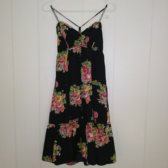 American Eagle Outfitters Dresses & Skirts - American Eagle Outfitters Floral Dress